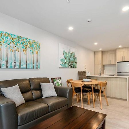 Sky Tower On Your Doorstep! Modern Two Bedroom Auckland Exterior photo