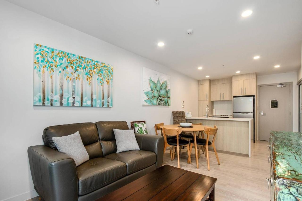 Sky Tower On Your Doorstep! Modern Two Bedroom Auckland Exterior photo