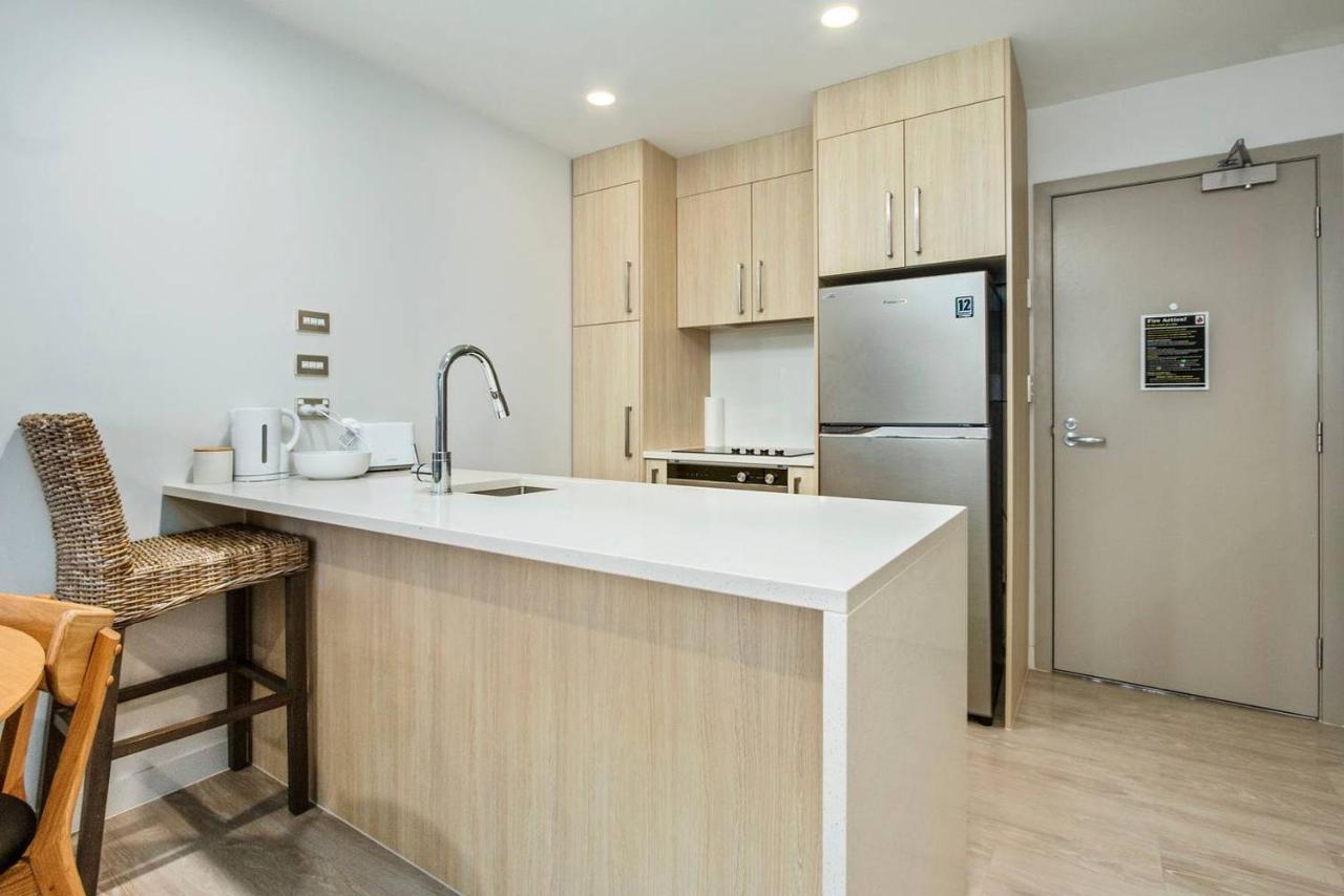 Sky Tower On Your Doorstep! Modern Two Bedroom Auckland Exterior photo