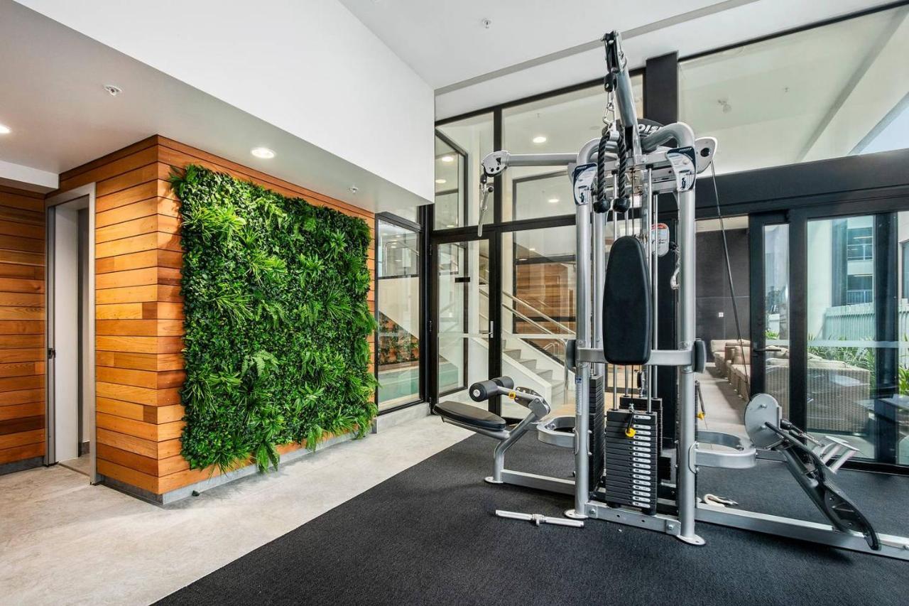 Sky Tower On Your Doorstep! Modern Two Bedroom Auckland Exterior photo