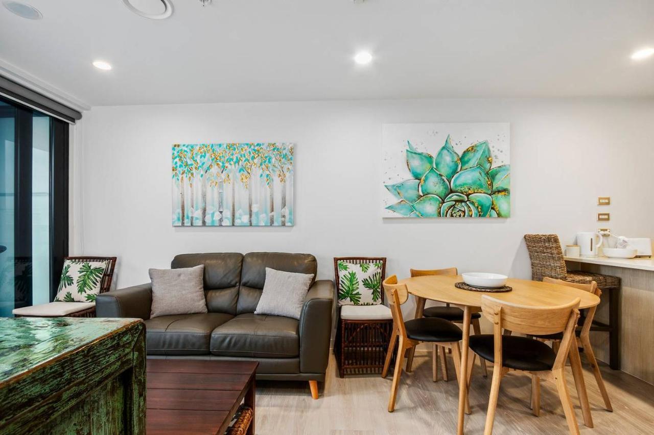 Sky Tower On Your Doorstep! Modern Two Bedroom Auckland Exterior photo