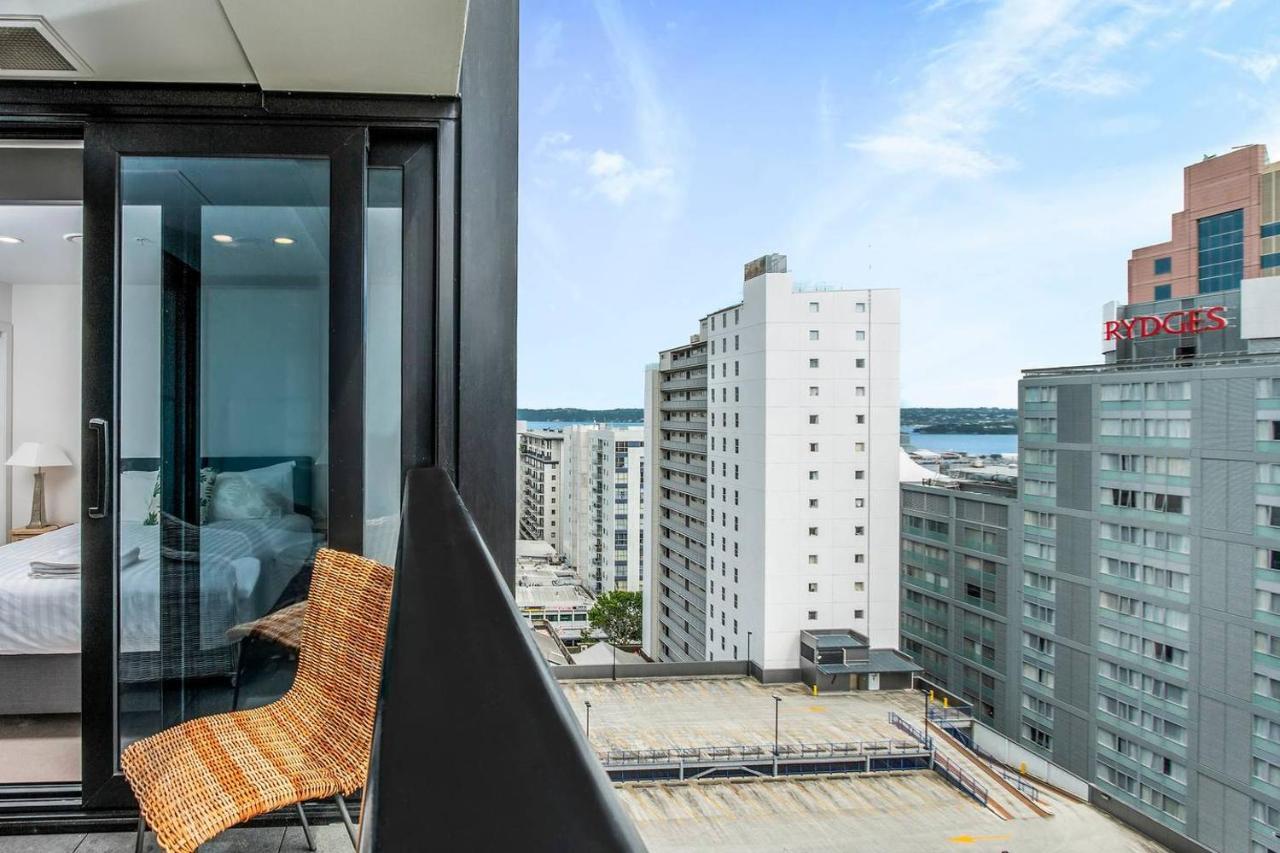 Sky Tower On Your Doorstep! Modern Two Bedroom Auckland Exterior photo